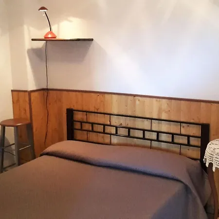 'red 5' Mit Blick Aufs Wasser By Interhome *